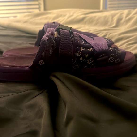 MENS Draco slides: Size 10.5 - Picture 2 of 3